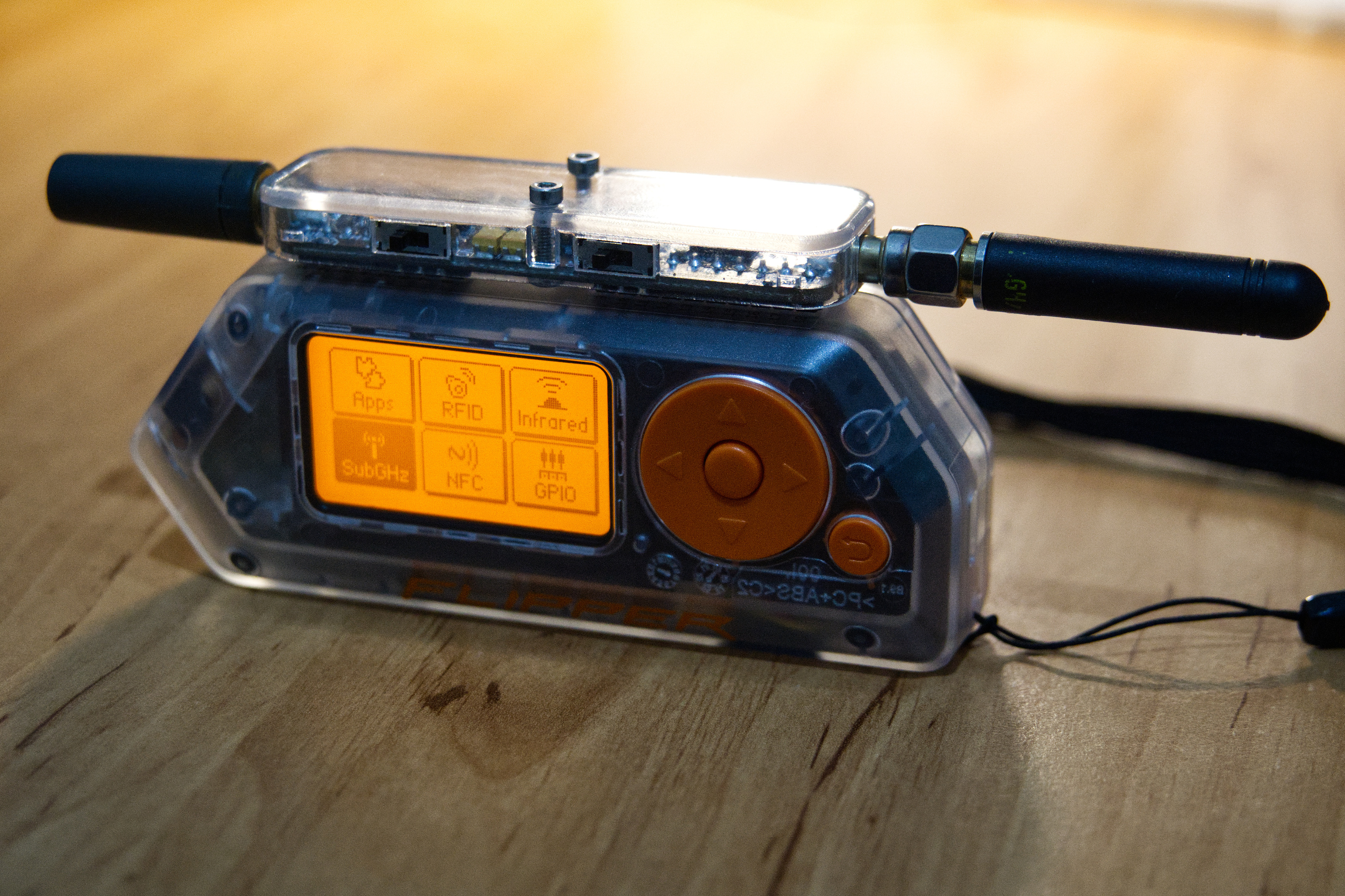 TwinWave connected to Flipper Zero